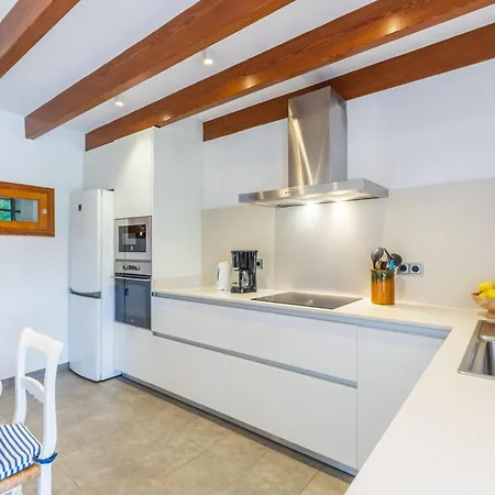 Baster, Beautiful Within Walking Distance *